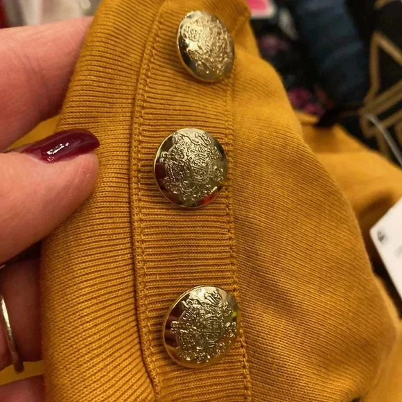 Women’s Long Sleeve Cotton Crew Neck Tee Accent Buttons Gold Burnt Orange NEW xl - Picture 15 of 15